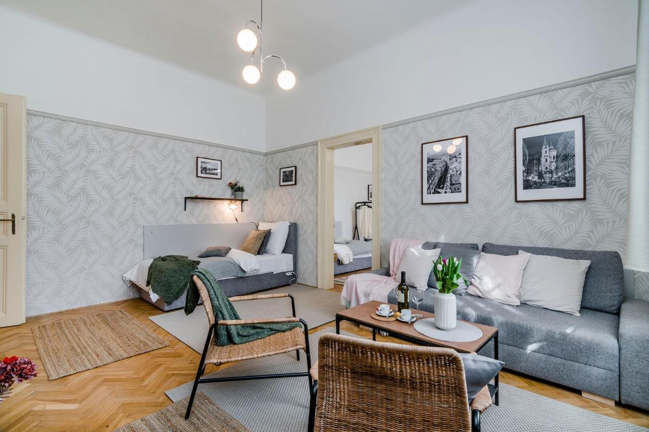 Florenc Apartments Prague 1 By Michal&Friends Ngoại thất bức ảnh